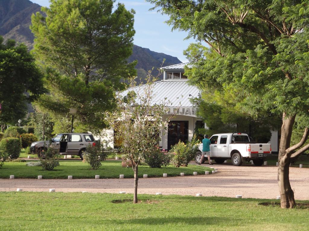 Hotel Lujan Lujan  Екстер'єр фото